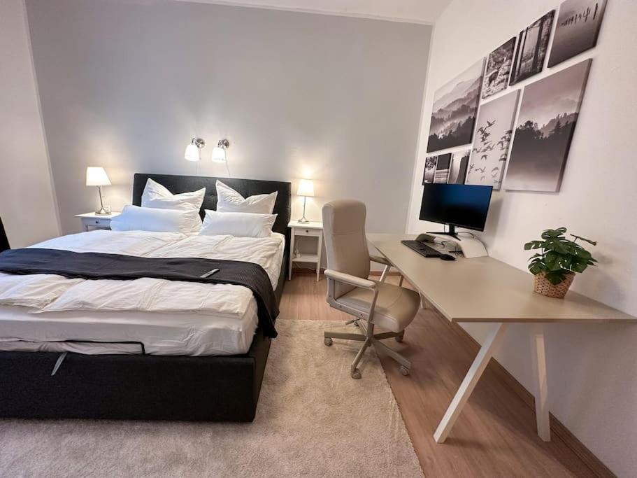 Modern City Apt. -With 2 Tv, Netflix And Work Desk Essen Zewnętrze zdjęcie